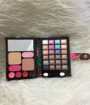 [ DOMPET NAKED ] EYESHADOW DOMPET NAKED BUKU